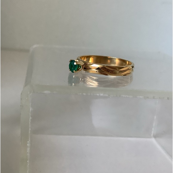 New vintage costume birthstone ring - Picture 2 of 10